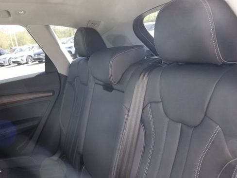 Used 2025 Audi Q5 2.0T Premium Plus image 17