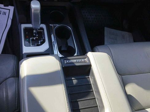 Used 2015 Toyota Tundra Limited image 20