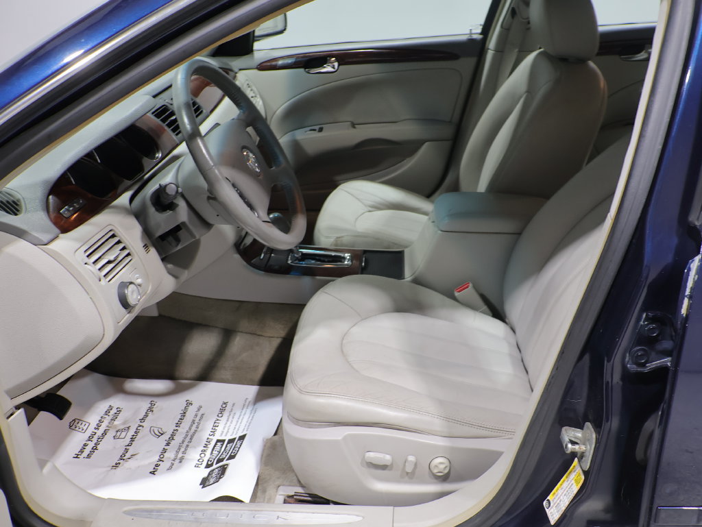 Used 2007 Buick Lucerne CXL FWD image 11