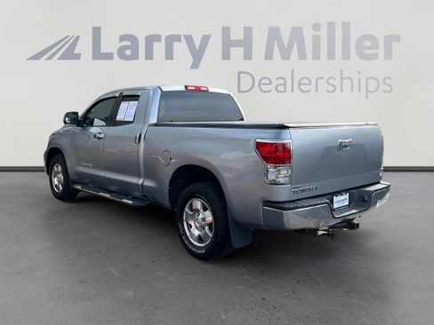 Used 2011 Toyota Tundra 2WD Double Cab image 3