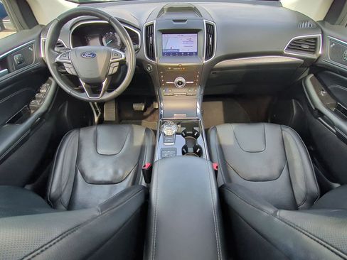 Used 2020 Ford Edge Titanium w/ Equipment Group 301A AWD/4WD image 15