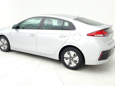 Used 2018 Hyundai Ioniq Blue image 4