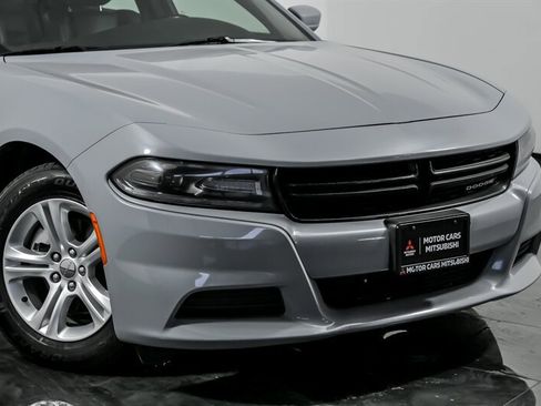 Used 2021 Dodge Charger SXT w/ Leather Interior Group image 2