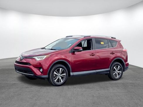 Used 2018 Toyota RAV4 XLE FWD image 7