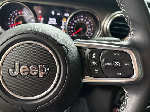 Used 2021 Jeep Wrangler Unlimited Rubicon AWD/4WD image 28