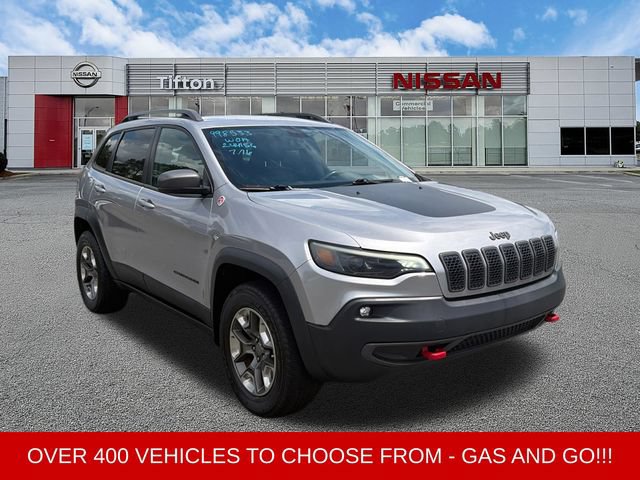 Used 2019 Jeep Cherokee Trailhawk w/ Cold Weather Group AWD/4WD image 1