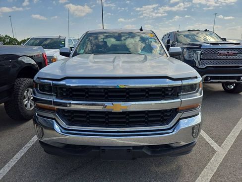 Used 2017 Chevrolet Silverado 1500 LT w/ All Star Edition AWD/4WD image 2