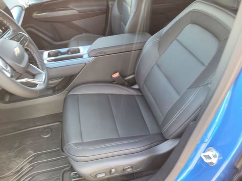 New 2026 Chevrolet Equinox EV LT image 18