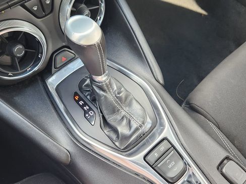 Used 2019 Chevrolet Camaro LT image 18