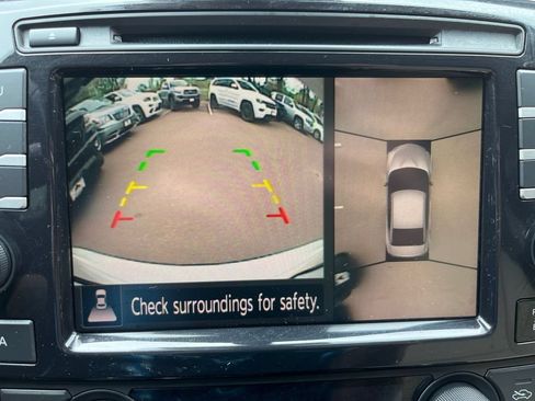 Used 2020 Nissan Maxima Platinum w/ Sport Mat Group FWD image 16