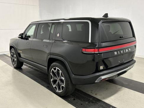 Used 2023 Rivian R1S Adventure AWD/4WD image 3