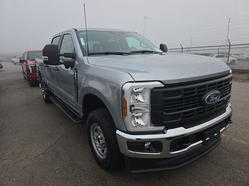 Used 2024 Ford F250 XL w/ 360-Degree Camera Package image 2