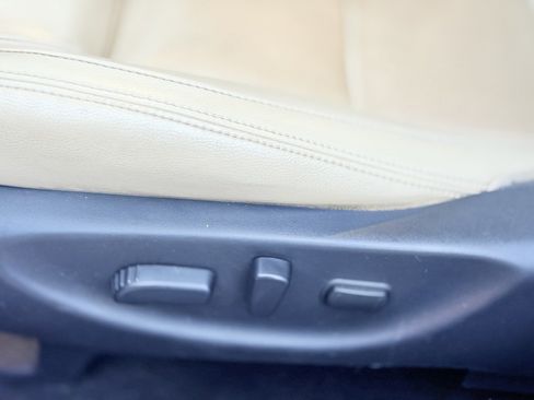 Used 2018 Nissan Maxima 3.5 SV image 19