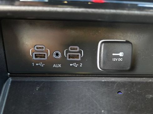 Used 2023 Jeep Grand Cherokee L Laredo AWD/4WD image 19