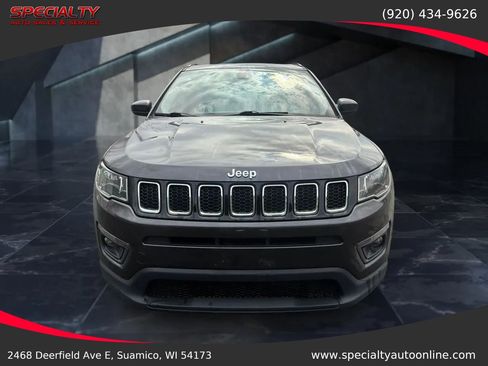 Used 2018 Jeep Compass Latitude w/ Cold Weather Group image 3