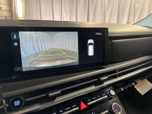 Used 2025 Hyundai Santa Fe SE image 29