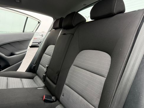 Used 2016 Kia Forte LX image 17