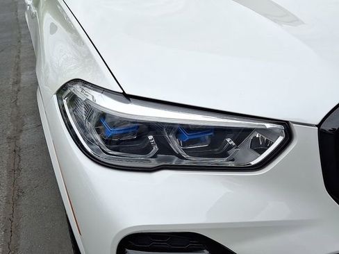 Used 2022 BMW X5 xDrive40i w/ M Sport Package AWD/4WD image 9