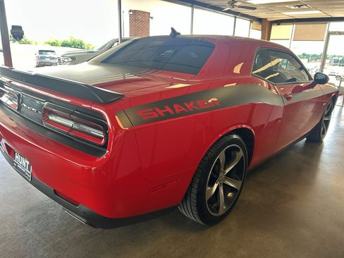 Used 2015 Dodge Challenger R/T Plus RWD image 4