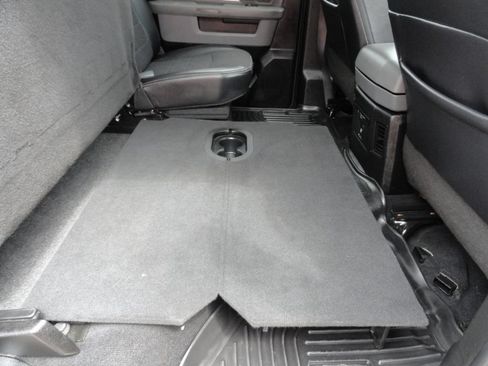 Used 2019 RAM 1500 Lone Star AWD/4WD image 10