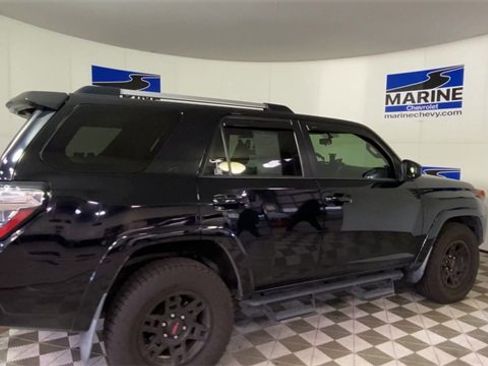 Used 2019 Toyota 4Runner SR5 w/ Phone Cable & Charge Package image 2