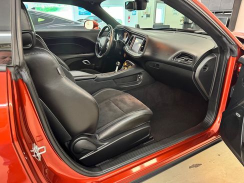 Used 2022 Dodge Challenger R/T w/ Plus Package RWD image 3