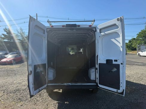 Used 2018 RAM ProMaster 2500 FWD image 29