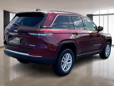 New 2026 Jeep Grand Cherokee Laredo image 17