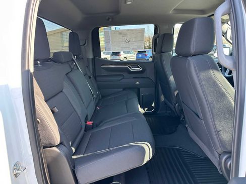 New 2026 GMC Sierra 1500 Elevation image 12