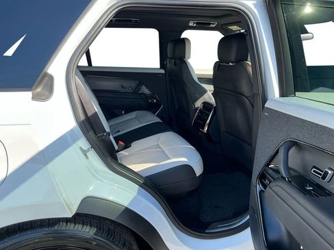 Used 2023 Land Rover Range Rover Sport SE Dynamic image 23