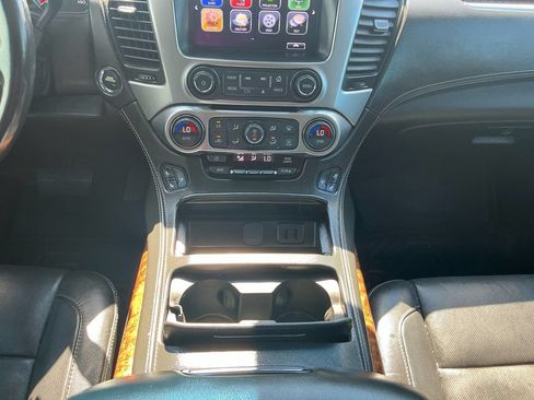 Used 2019 Chevrolet Suburban Premier AWD/4WD image 20