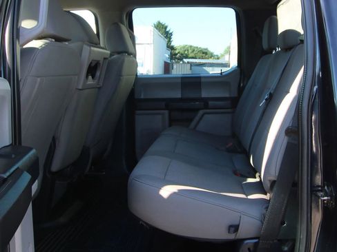 Used 2021 Ford F250 XL w/ STX Appearance Package AWD/4WD image 11