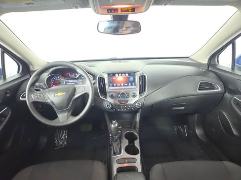 Used 2017 Chevrolet Cruze LT w/ Sun And Sound Package FWD image 22