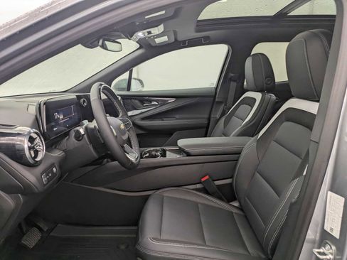 New 2026 Chevrolet Blazer EV LT image 17