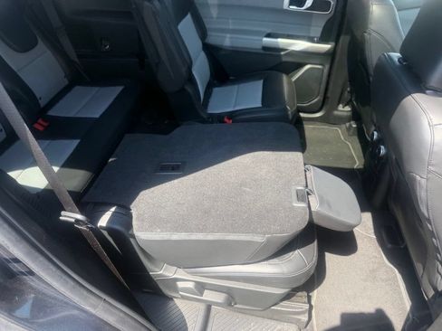 Used 2023 Ford Explorer XLT w/ Equipment Group 202A AWD/4WD image 56