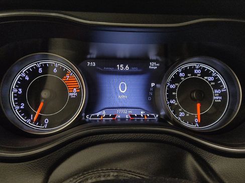 Used 2020 Jeep Cherokee Limited image 23