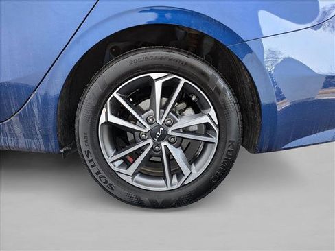 Used 2022 Kia Forte LXS image 20