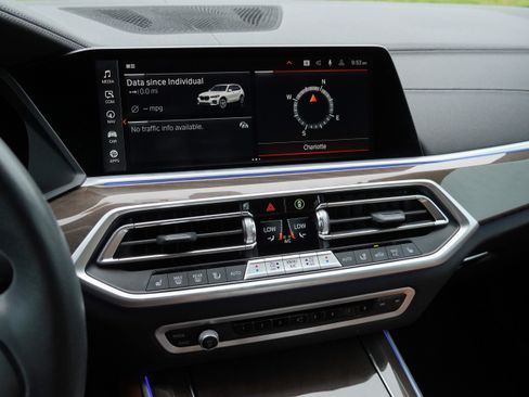 Used 2023 BMW X5 sDrive40i w/ Premium Package RWD image 25