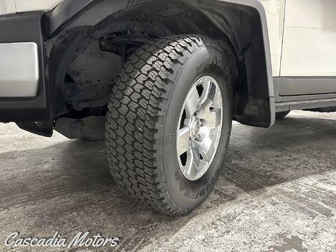 Used 2010 Toyota FJ Cruiser 4WD image 31