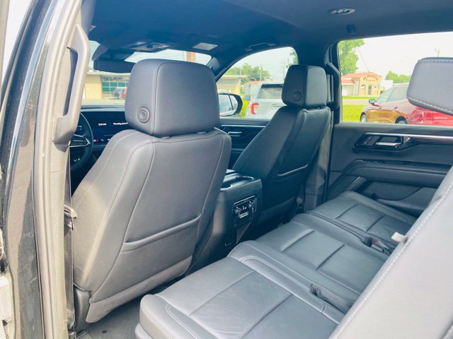 Used 2025 Chevrolet Tahoe LT RWD image 24