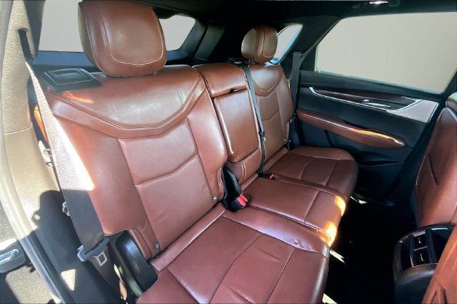 Used 2020 Cadillac XT5 Premium Luxury AWD/4WD image 27