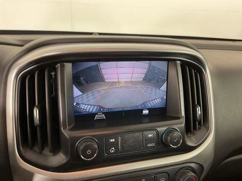 Used 2021 Chevrolet Colorado LT w/ Safety Package AWD/4WD image 19