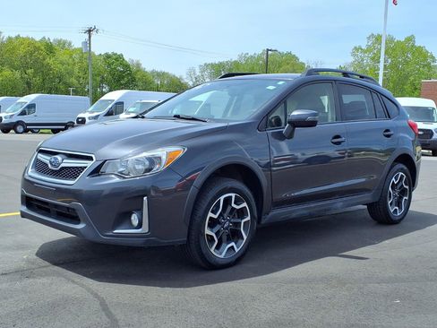 Used 2016 Subaru Crosstrek 2.0i Limited AWD/4WD image 1