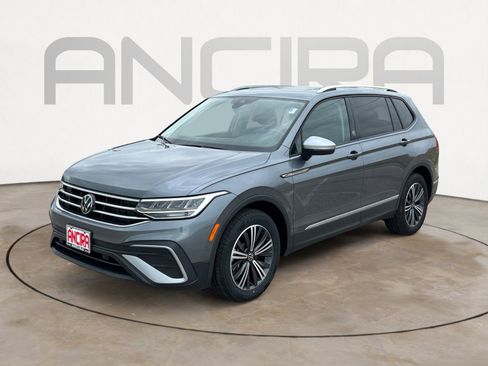 Used 2024 Volkswagen Tiguan Wolfsburg Edition FWD image 6