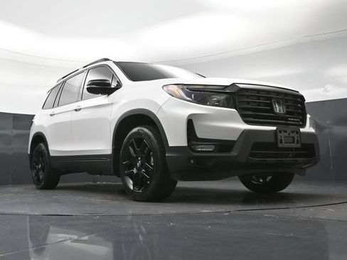 Used 2024 Honda Passport Black Edition image 28