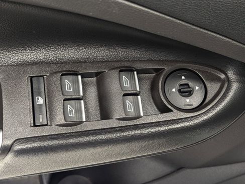 Used 2017 Ford C-MAX SE image 18