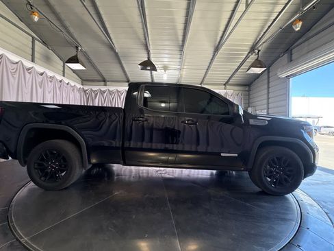 Used 2019 GMC Sierra 1500 Elevation w/ Elevation Value Package RWD image 9