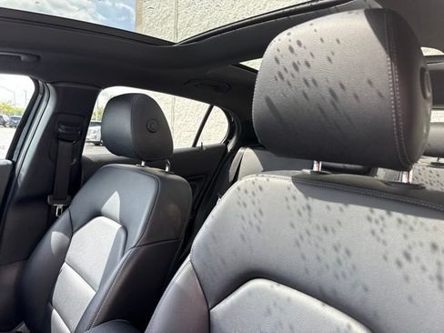 Used 2018 Mercedes-Benz GLA 250 4MATIC image 12