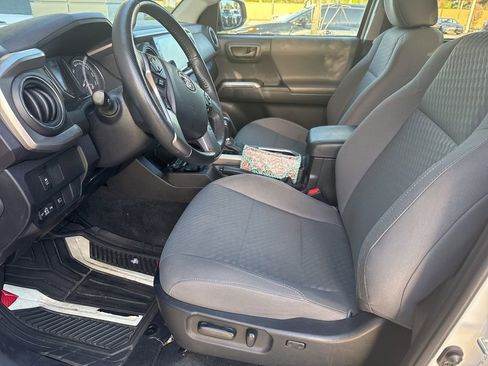 Used 2023 Toyota Tacoma SR5 image 3