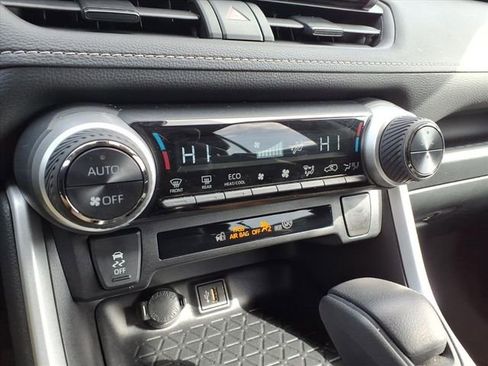 Certified 2025 Toyota RAV4 LE image 20